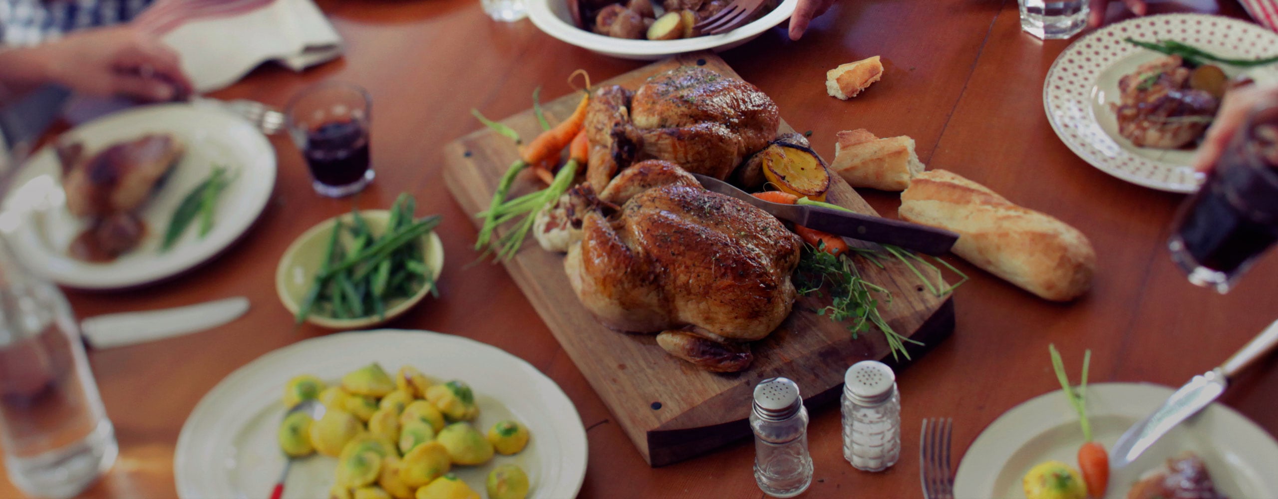 Poultry Pointers - Poultry dinner spread on harvest table